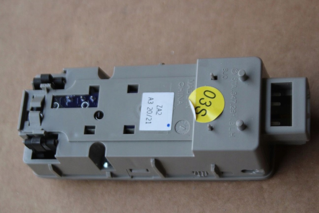 фото №3, Свет led рамка дверь левый задняя потолок vw atlas