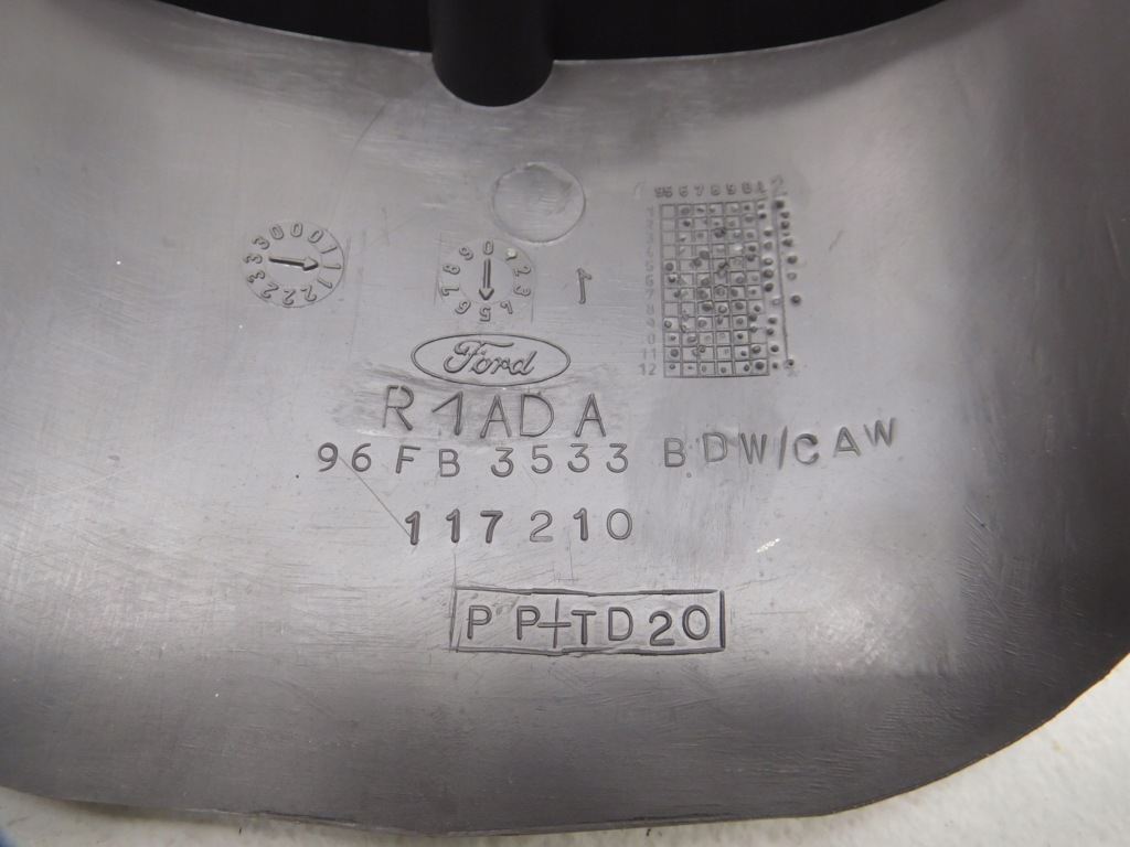 Накладка колонки кермовий. ford fiesta 95-02 1102895 Недорого