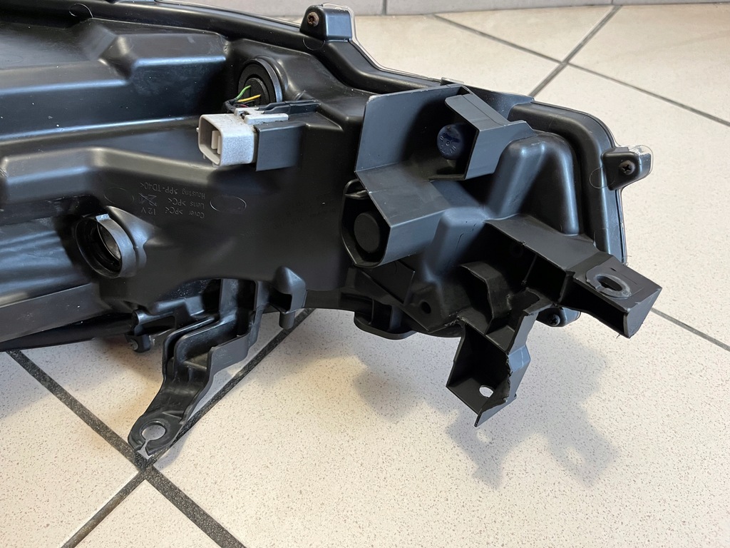 фото №11, Toyota corolla e21 e-21 sedan лампа передняя правая