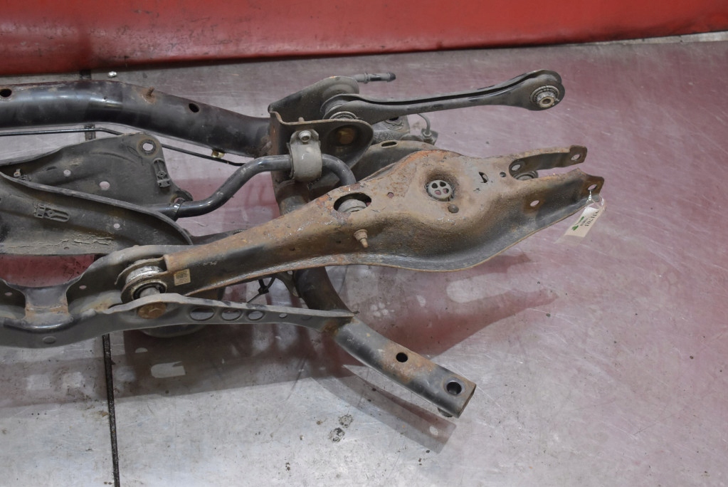 фото №13, Подрамник балка подрамник задняя 5q0500042kr vw golf 7 vii sportsvan 1.4 tsi 150 km