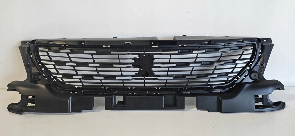 фото №1, Решётка радиатора решётка радиатора peugeot 301 ii lift 2017- 9816027280