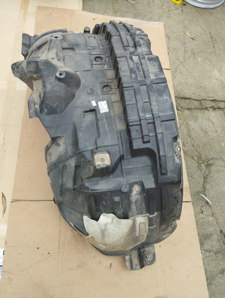 фото №1, Підкрилок перед праве nissan navara np300