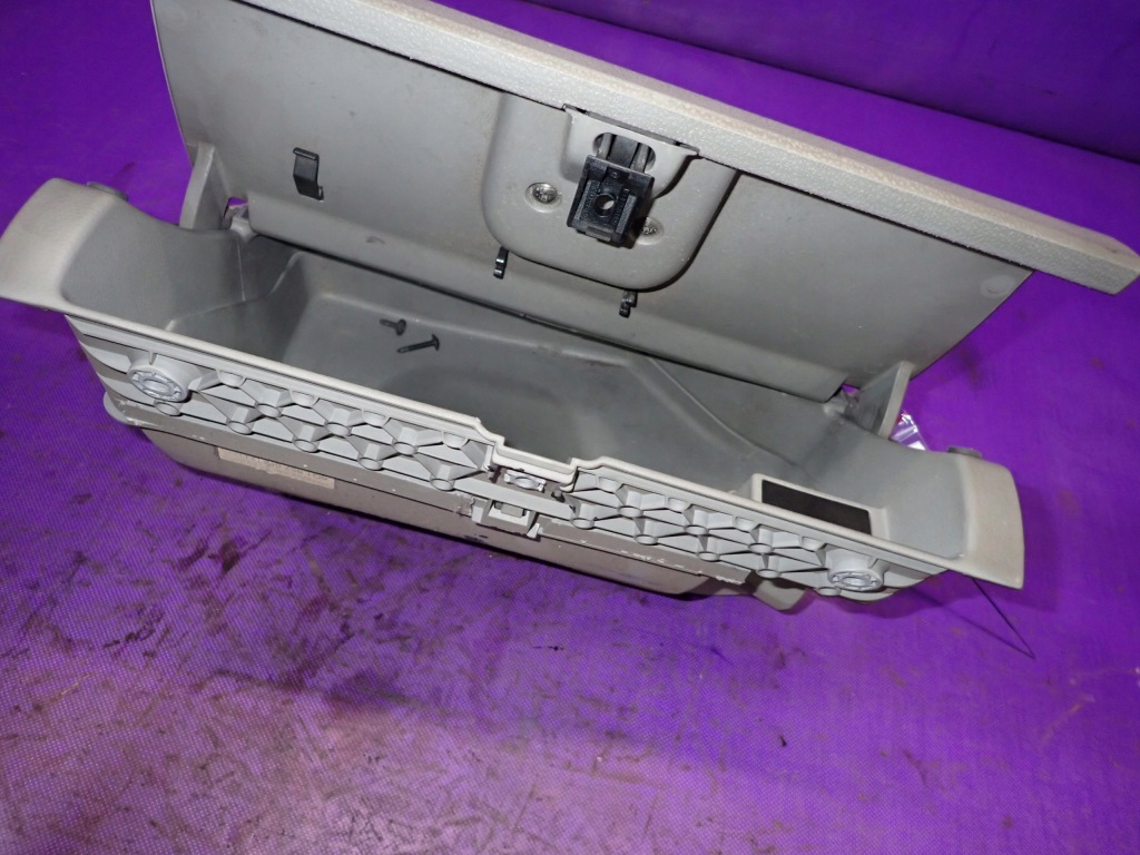 фото №6, Vw polo iv 9n hb 5d 01-05 бардачок 6q1857097q