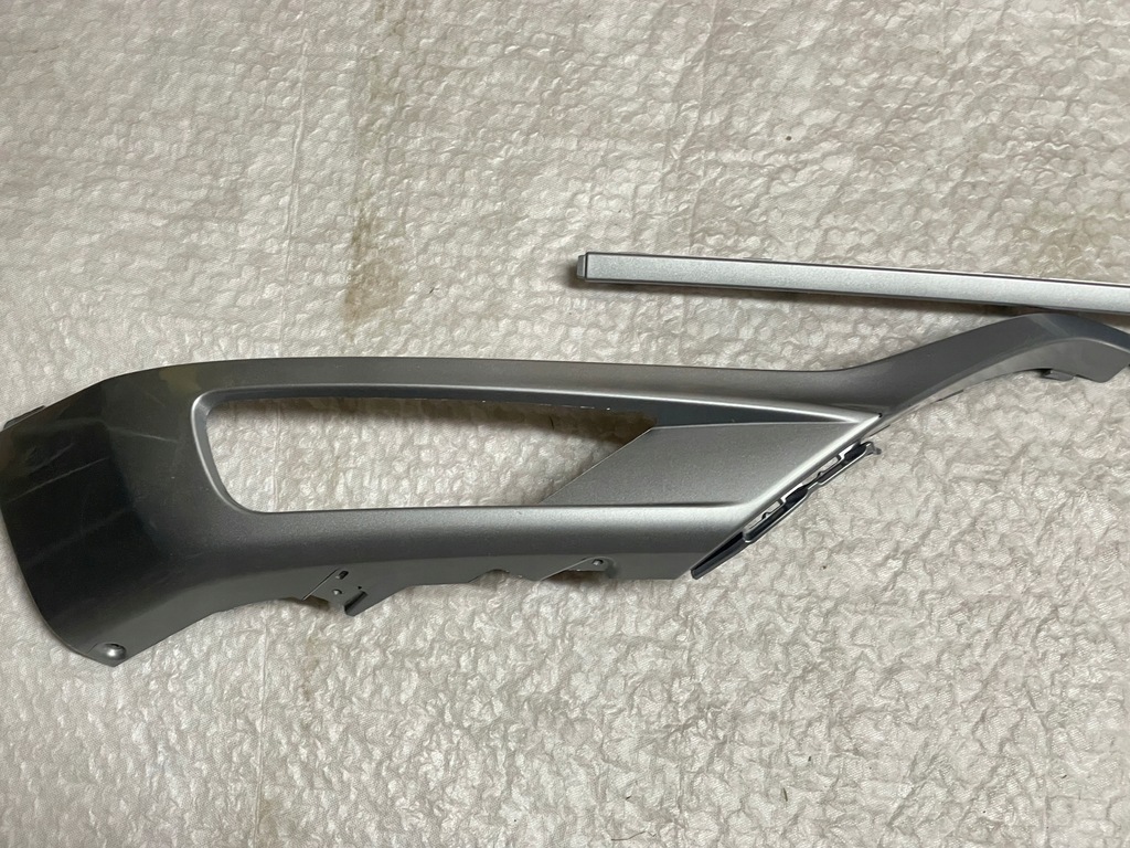 фото №8, Набор nowe оригинальные решётки бампера + молдинг правая i левая volvo xc90