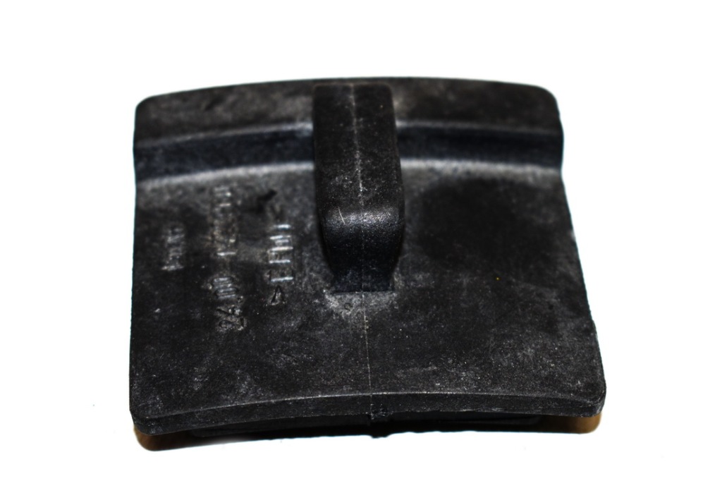 Подкладка резиновый подъемника bmw e46 316 318 320 Цена