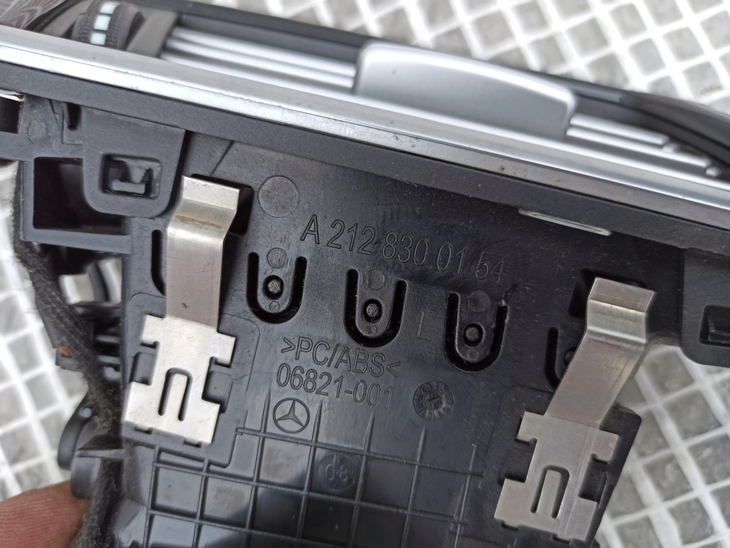 фото №8, E-kl w212 решітка lewu обдув ambiente a2126800971