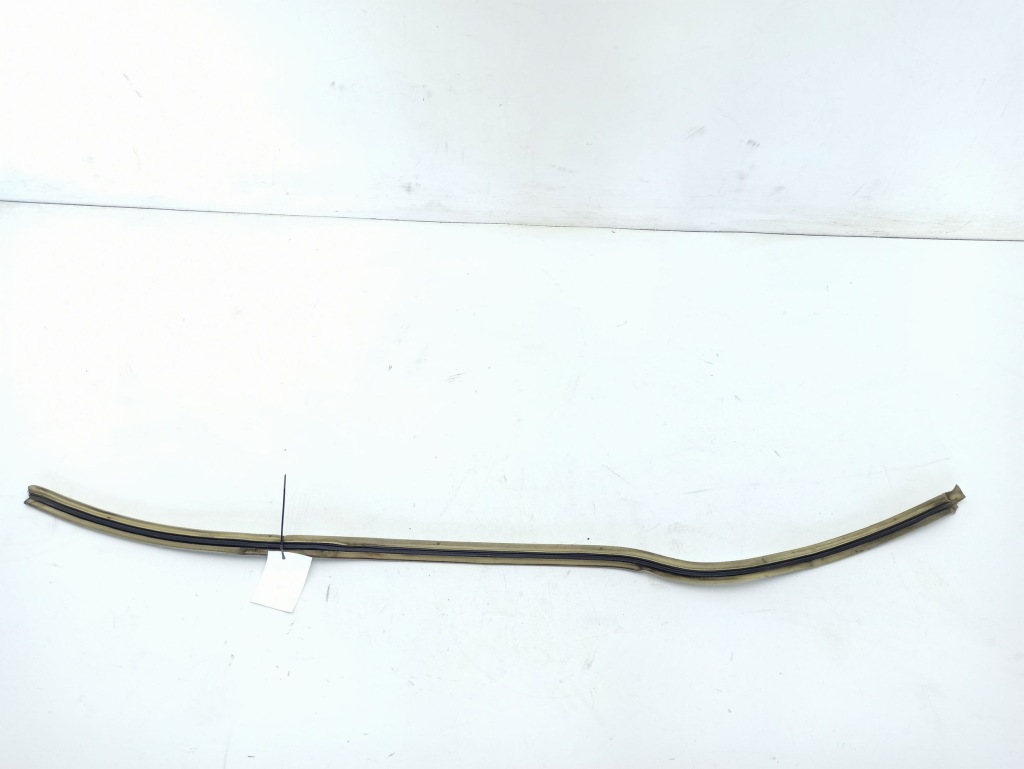 Прокладка дверь передних левая сторона mercedes-benz e w123 w123 с Разборки