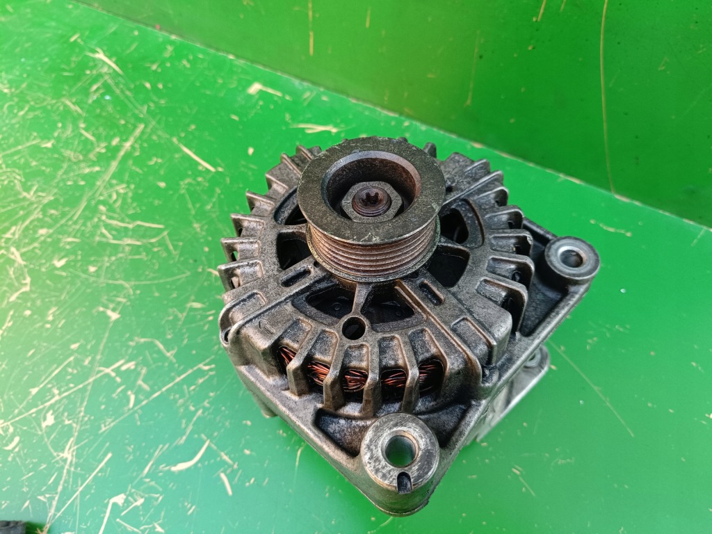 Генератор 180 a bmw f10 f11 520d 520ed 2.0d n47d20c f11 f07 f30 7802261 в Украине