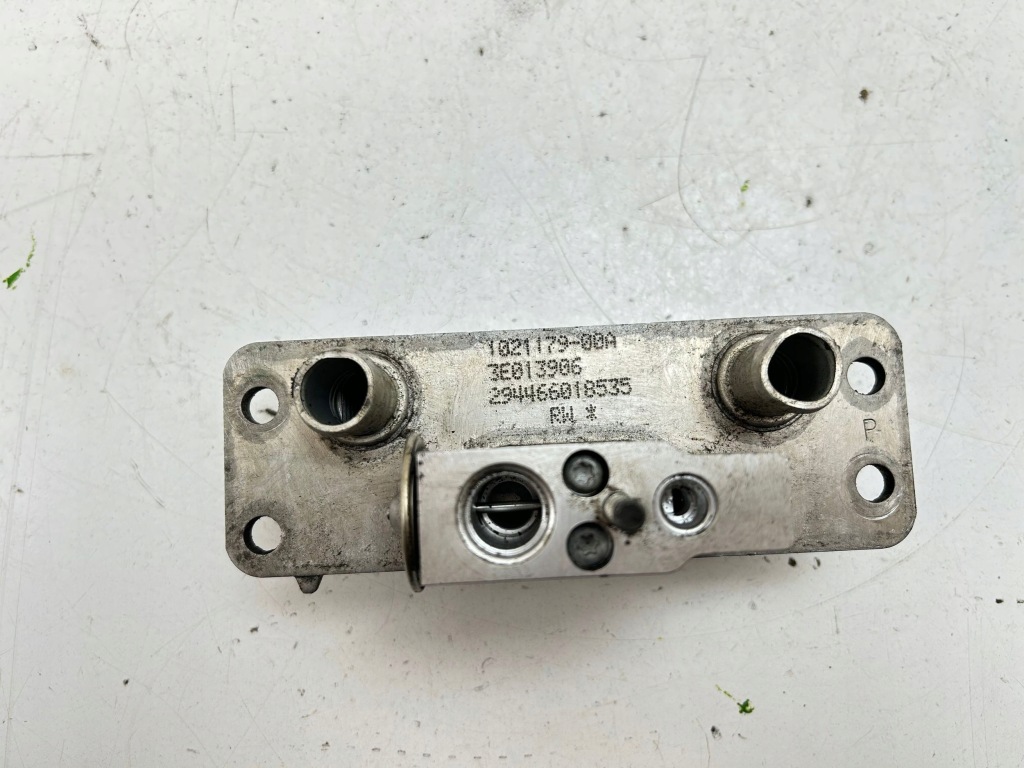 2015 tesla model s вентилятор акумулятора 102117900a в Україні