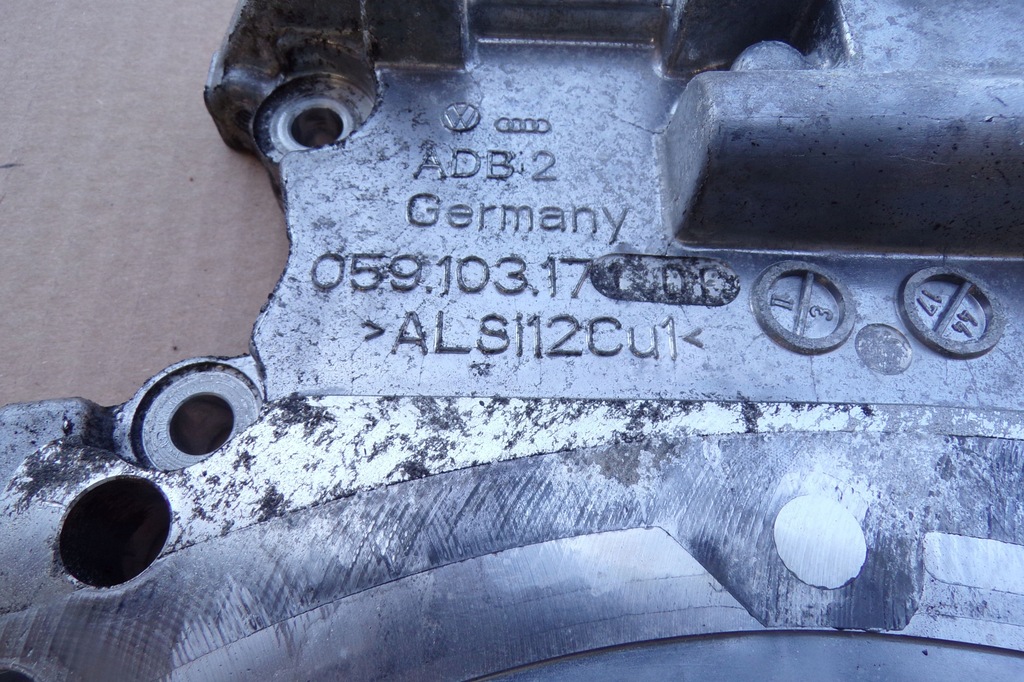 фото №4, Корпус распределительного вала 059103171df vw audi skoda 3.0tdi