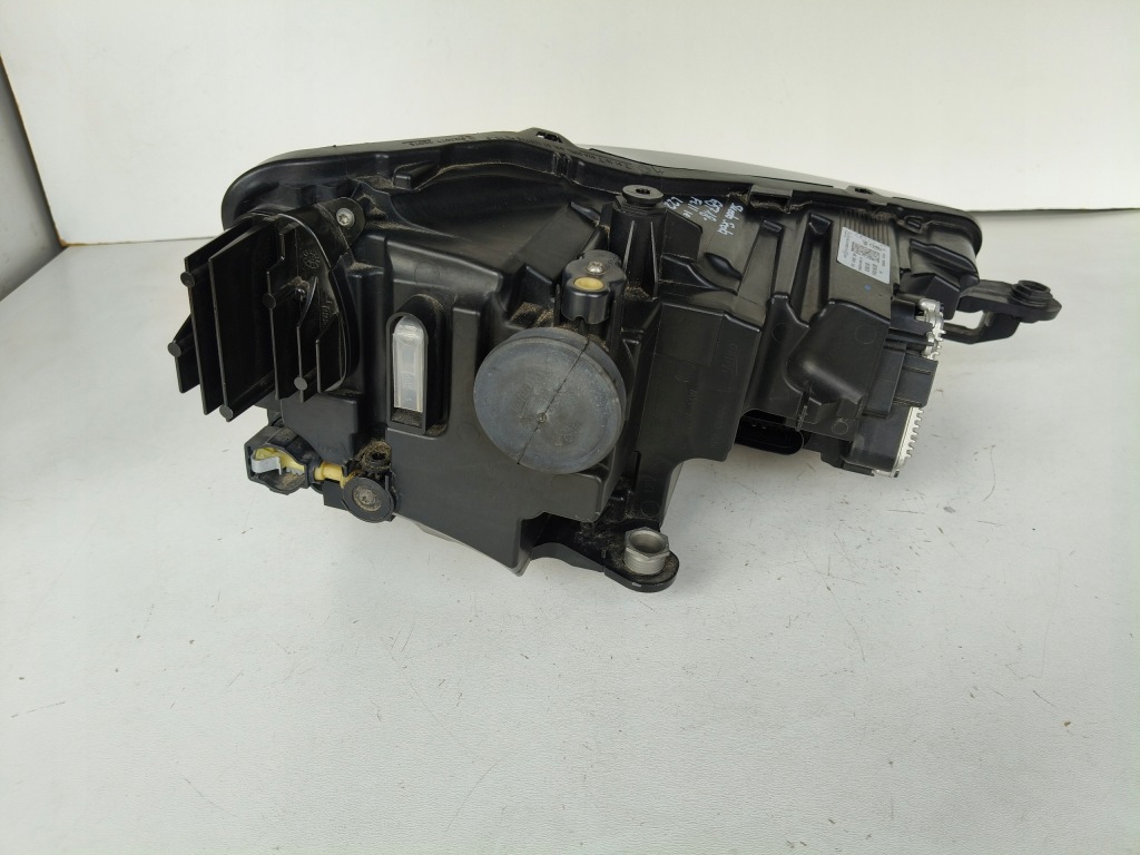 Фара ліва фара skoda scala 657 18- full led в Україні