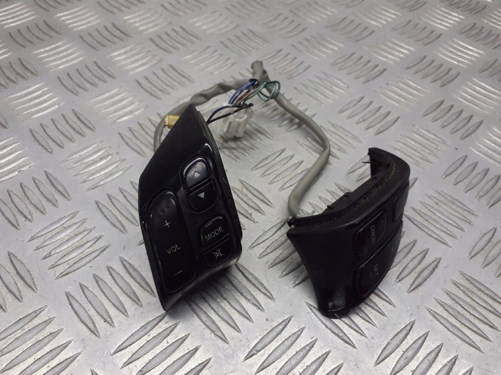 фото №1, Переключатель руля mazda 5 2.0 cd 153769