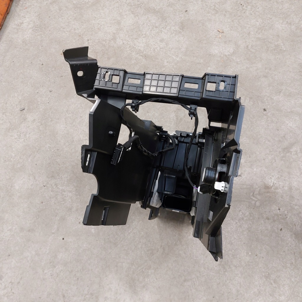 фото №12, Renault arkana туннель средний yr2111-ljl0000 2207192074