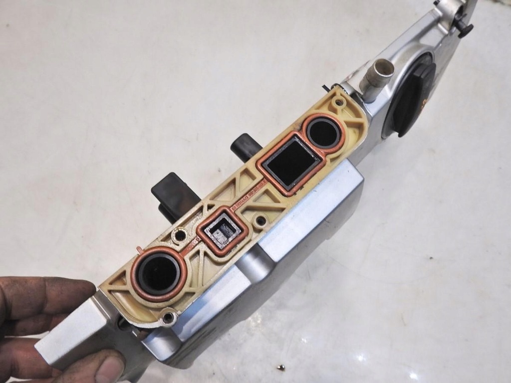 фото №5, Кришка клапанів audi a4 b7 2.0 tfsi