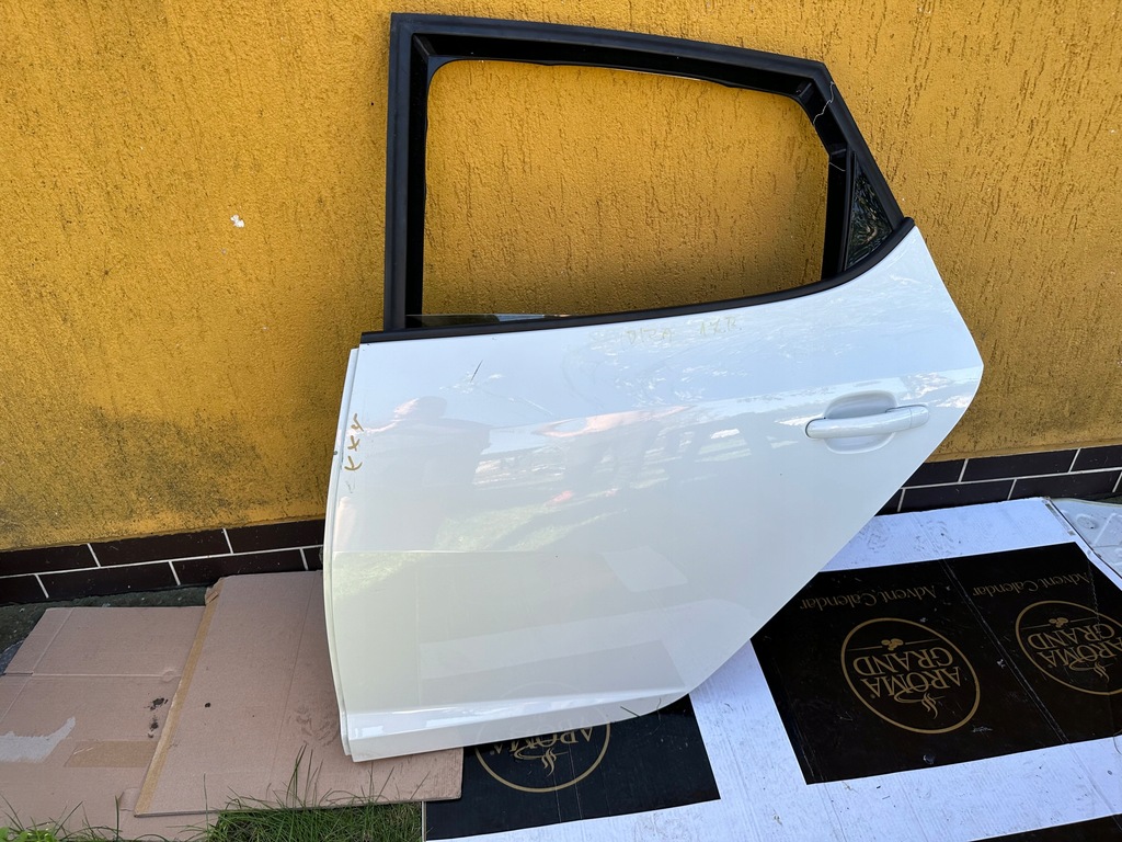 фото №1, Seat ibiza 6j 5d двері ліва задні оригінал