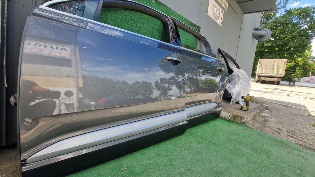 фото №14, Audi q7 4m дверь lz7s левая