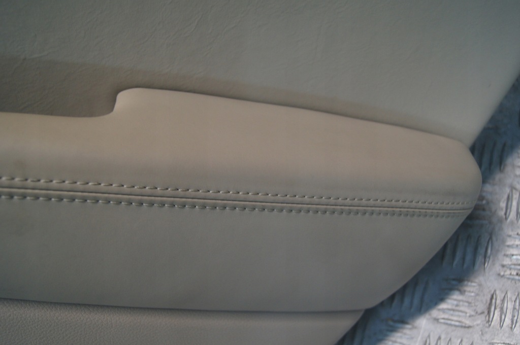 фото №7, Jeep grand cherokee wk2 обшивка дверь правый задняя