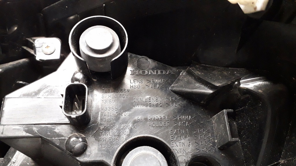 фото №13, Honda civic 10 x hb 15- лампа левая задняя led