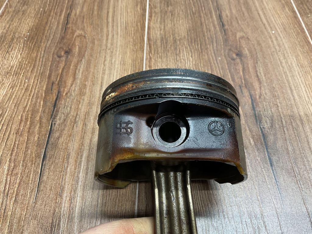 Купить Поршень mercedes-benz sl 500 r129 a1130300317 a1130303117 a1130300020