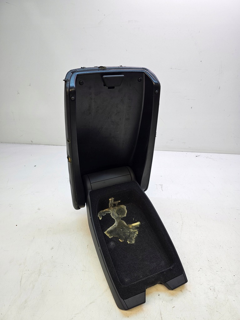 фото №10, Подлокотник перед audi a6 c7 4g0864207 кожа