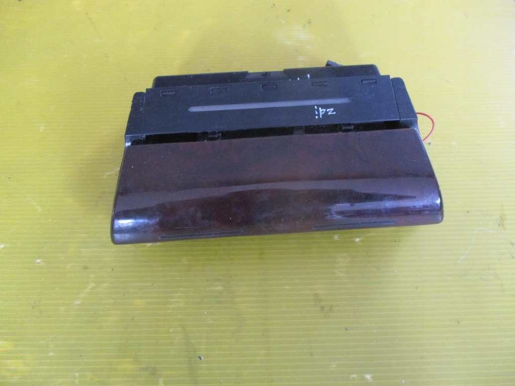 фото №1, 3069/14 пепельница передняя audi a4 b5 lift