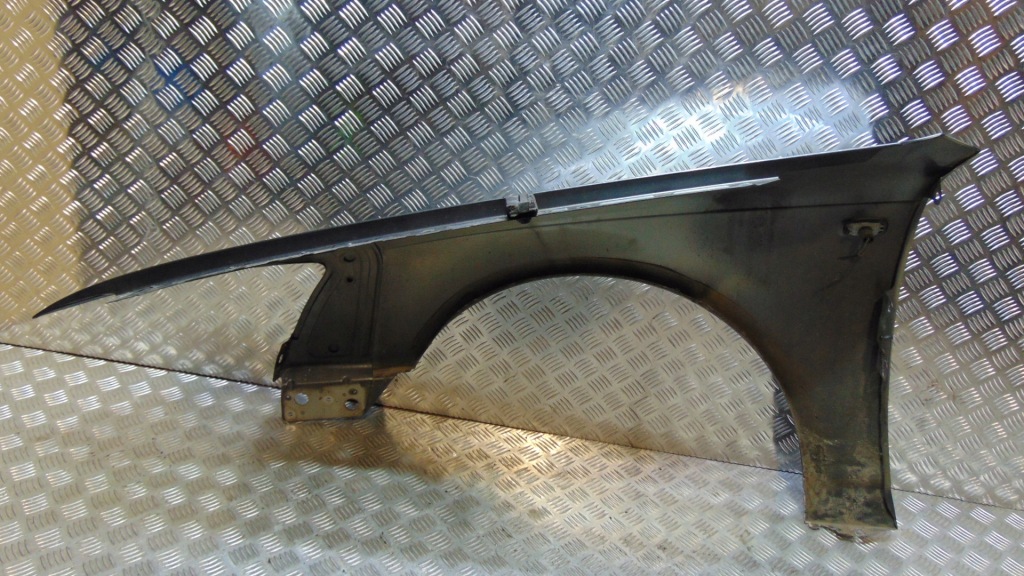 Крыло  правый  левое  перед передний audi a6 c6 lz7s Недорого