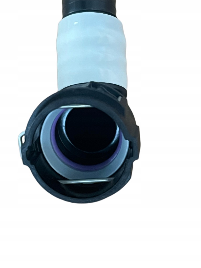 Tesla 3 патрубок радіаторний трубка води 1077589-00-d в Україні