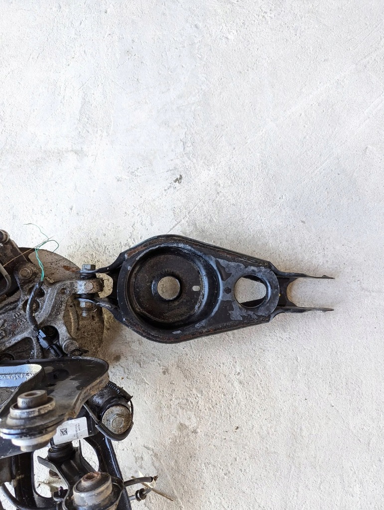 фото №9, Chrysler pacifica 2017 задняя сторона правая подшипник i ступица kół