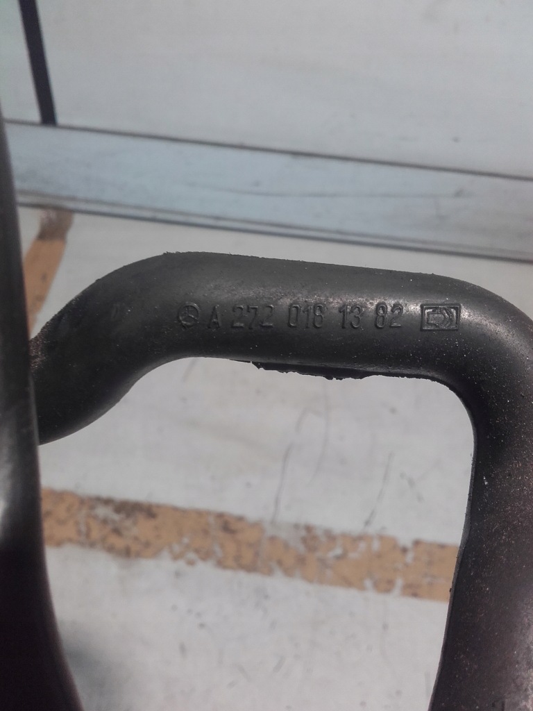 Mercedes slk r171 рестайлінг  труба шланг 3.5 Ціна