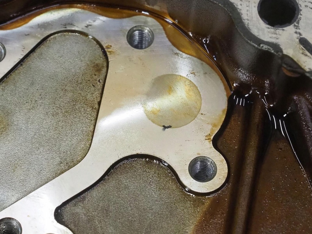 Корпус насос оливи розподільного валу suzuki swift 3 2008r 1.3 m13a в Україні