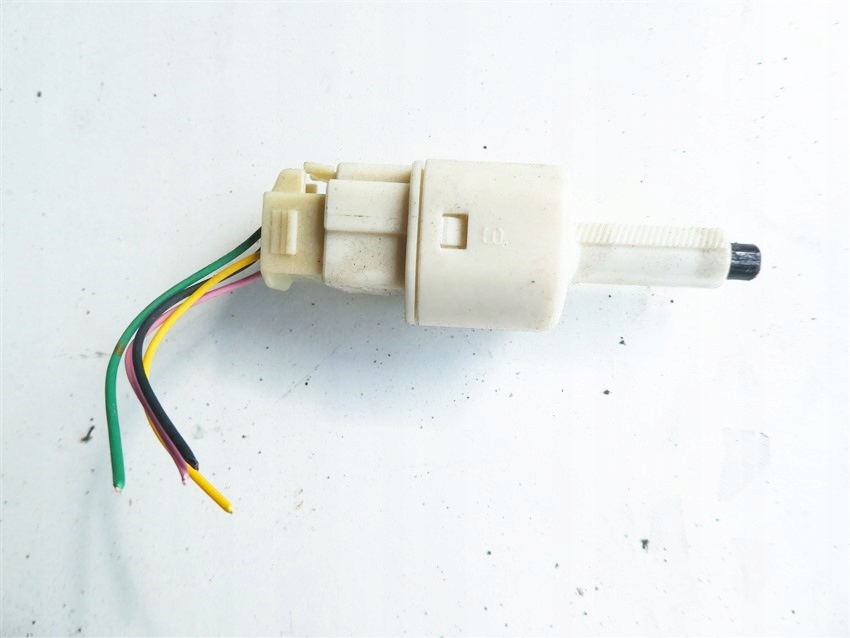 Купить Датчик стоп-сигнал toyota yaris iii 2011-2019 rok