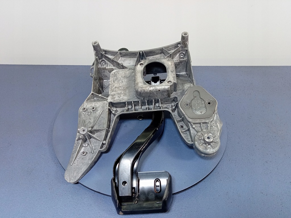 фото №4, Audi q7 i 4l педаль тормоза автоматическая коробка передач 7l0723142d