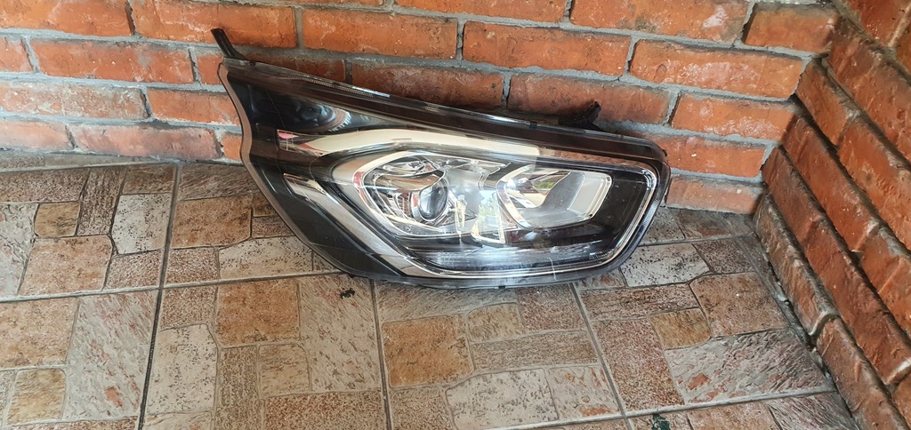 фото №1, Ford custom lift лампа правая перед