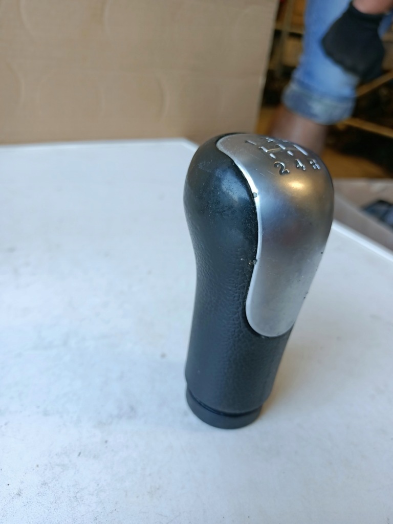 фото №3, Ручка перемикання передач ford fiesta mk6