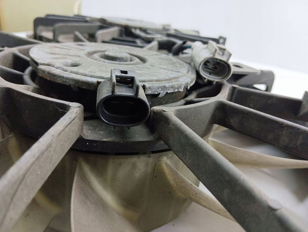 Lexus is 220d-250-350 2007 вентилятор радіатора 1680004970 Зі Шроту