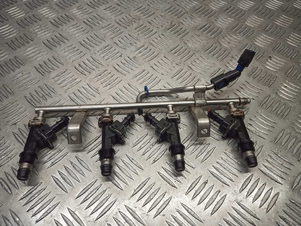 фото №1, Молдинг впрыскная opel astra h 1.6 16v