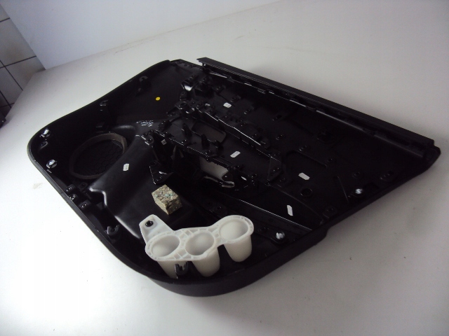 фото №5, Оббивка двері лівий перед peugeot 2008 ii gt-line