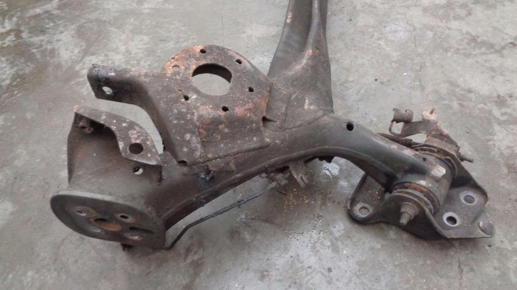 фото №8, Балка задняя oś подвеска fiat 500l 2012- задняя