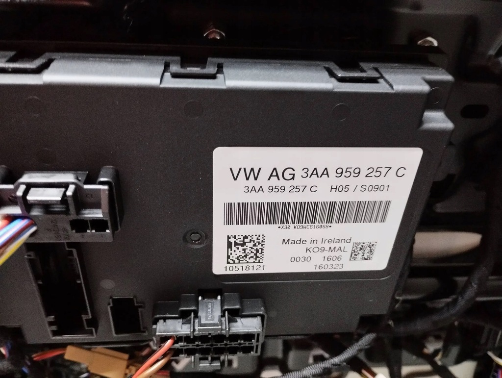 фото №13, Vw arteon r сиденья обшивки alcantara карбон