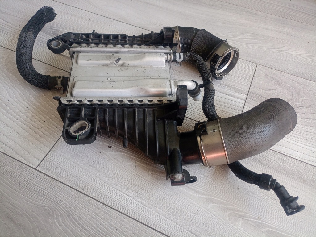 фото №2, Інтеркулер радіатор повітря 144967867r renault clio v dacia dokker