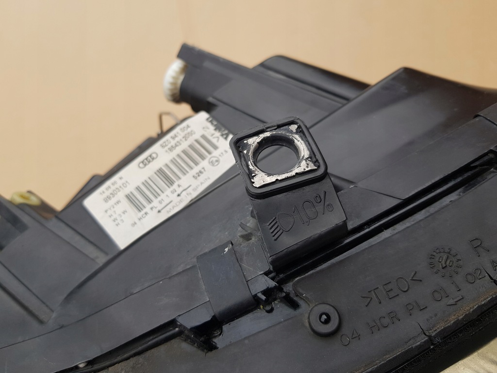 фото №8, Лампа правый перед audi a2 99-05 / оригинал / исправна / europa / комплектная