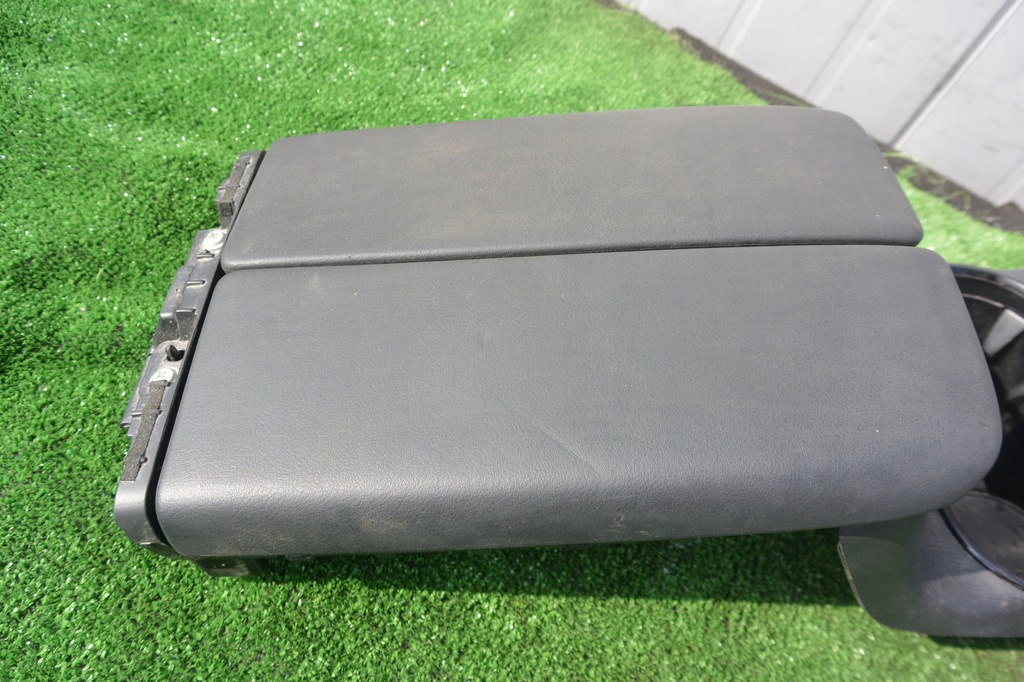 фото №7, Підлокітник тунель шкіра mazda cx9 ii