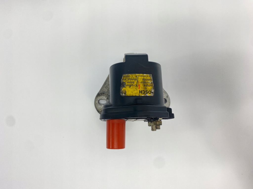 Купити Котушка запалювання mercedes w124 w201 r107 w126 r129 0221502431