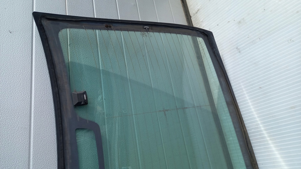 фото №7, Стекло задняя задняя volvo s60 i