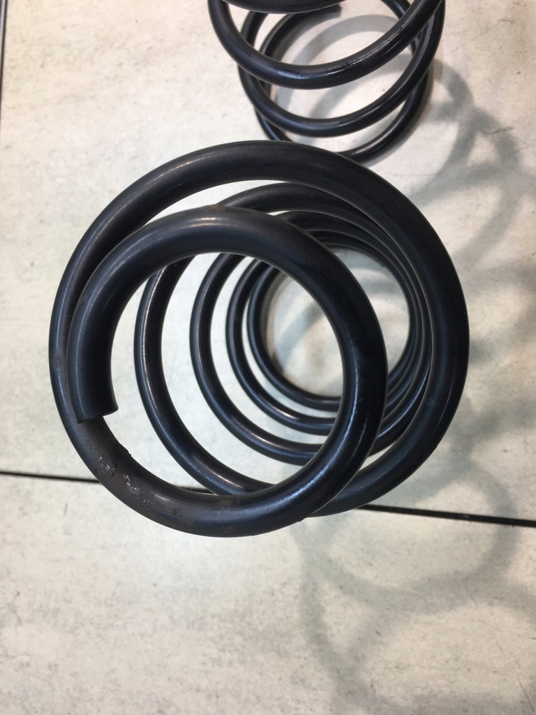 фото №7, Пружина підвіска задня grande punto 1.4 16v