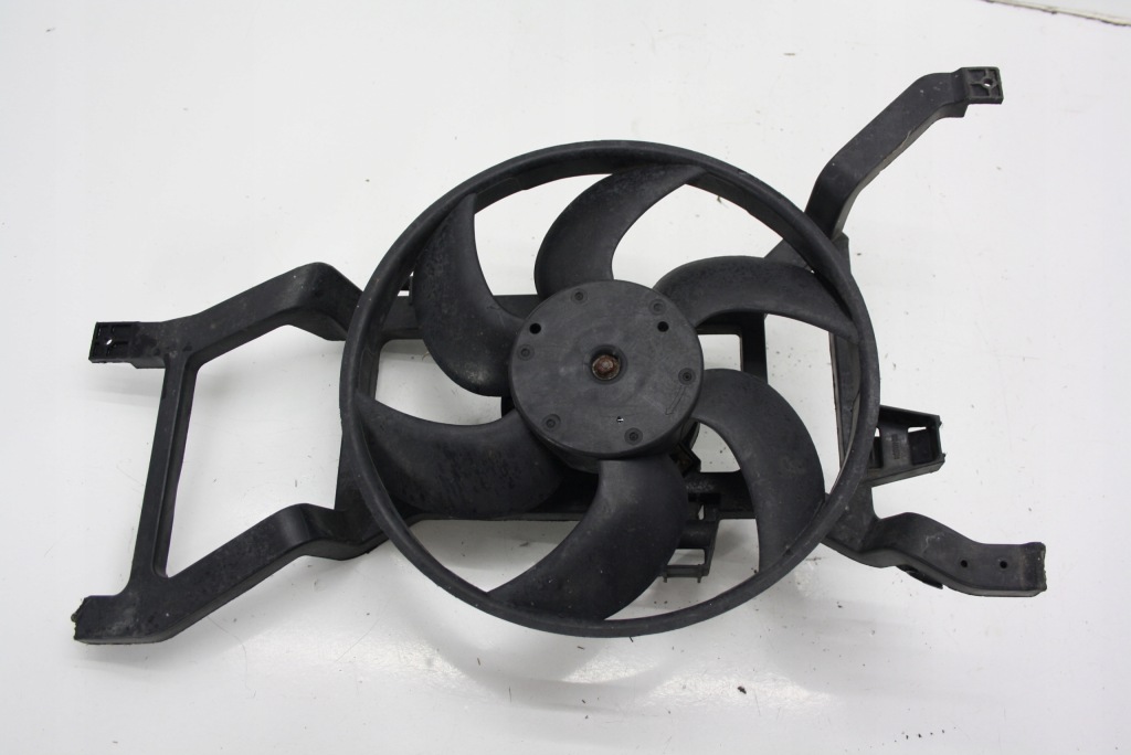 фото №1, Вентилятор радиатора dacia sandero 08-12r 214810826r