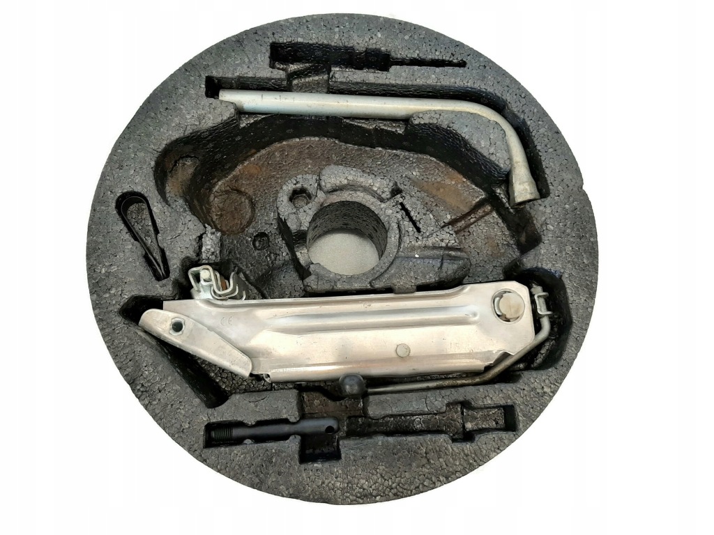 фото №1, Вкладыш колеса домкрат audi a4 b6 8e9012109e