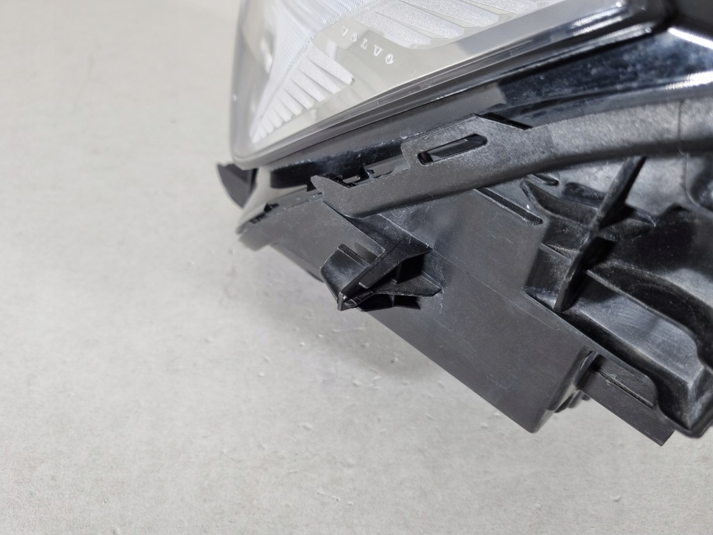 фото №16, Лівий фара volvo xc60 18- оригінальний номер 31655230