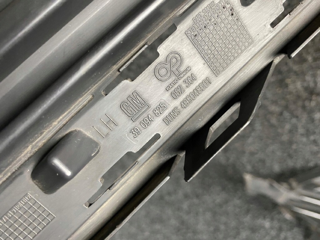 Opel astra k решётка бампера правый  левая перед Недорого