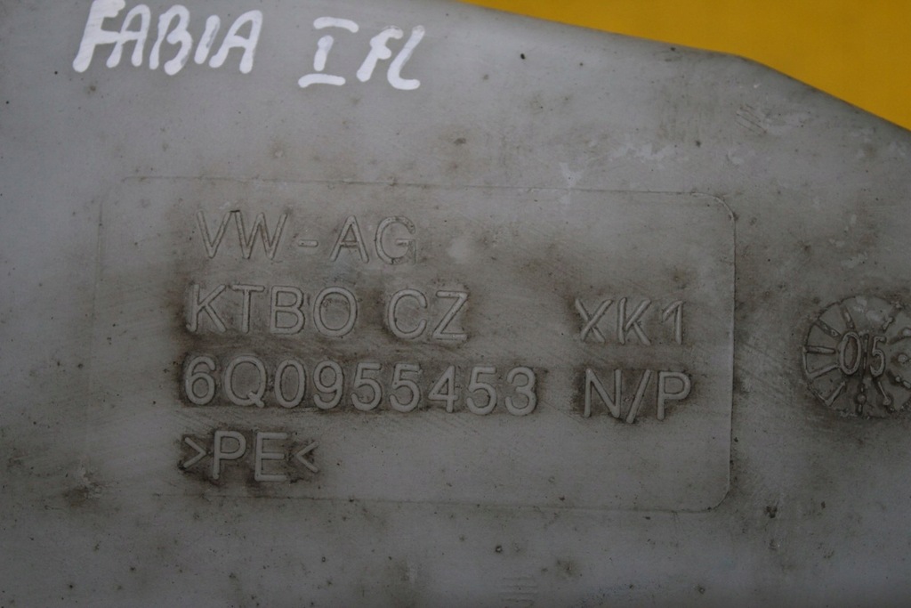 фото №7, Бачок омивача 6q0955453 fabia i fl 1.4